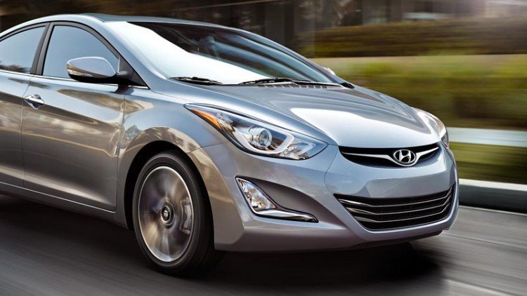 Комплектации и стоимость Hyundai Elantra 2023-2024 года