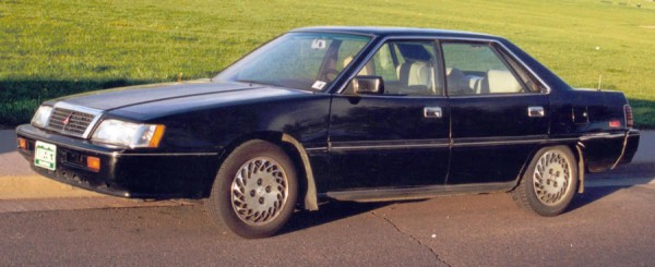 1990 Mitsubishi Sigma фото