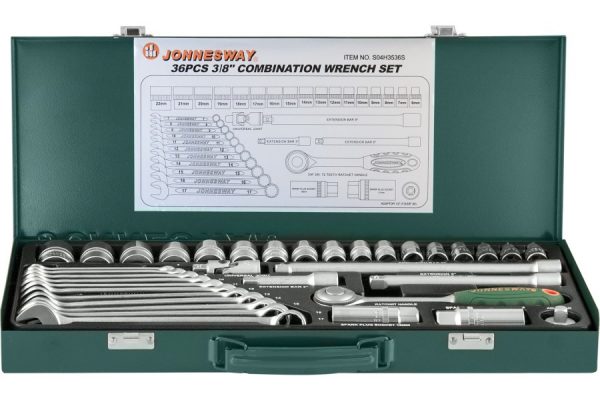 Автомобильный набор инструментов Jonnesway