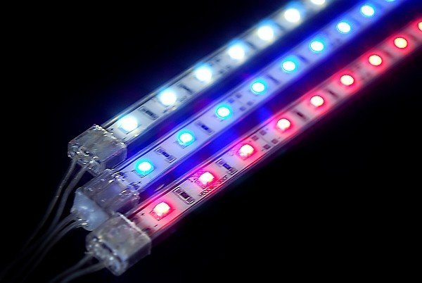 Выбор цветовой гаммы подсветки панели приборов