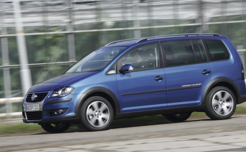 Volkswagen Cross Touran