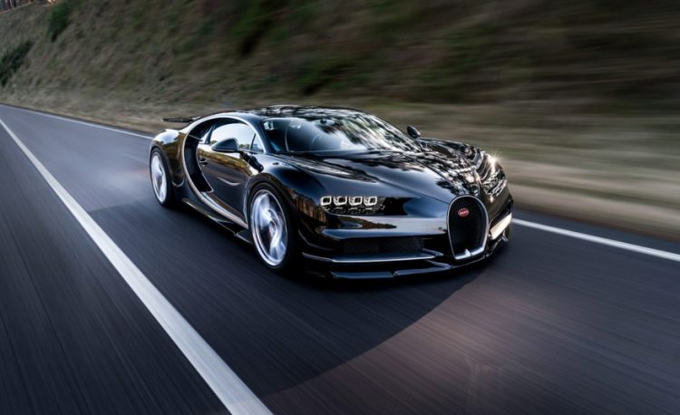 Bugatti Chiron 2020-2021 года.