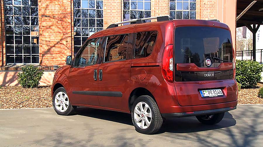 Купить фиат ростов. Fiat Doblo 2015. Фиат Добло 2016. Фиат Добло новый. Fiat Doblo 2023.