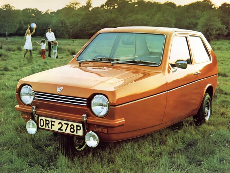 Английский трехколесник Reliant Regal Supervan: зачем было создано это необычное транспортное средство.
