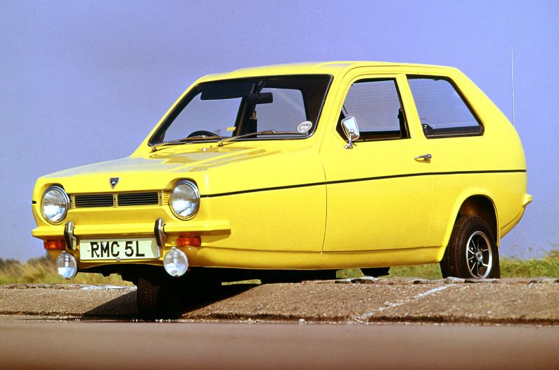 Английский трехколесник Reliant Regal Supervan: зачем было создано это необычное транспортное средство.