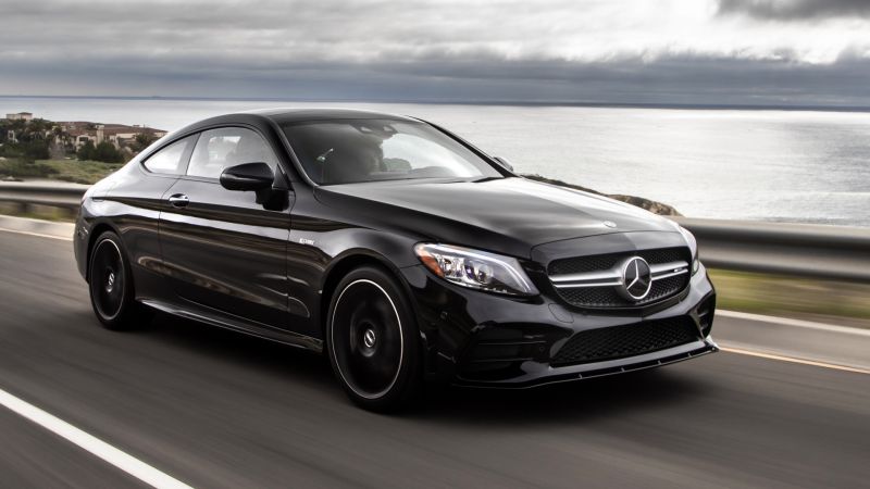 Атмосферный V8 против турбосилового ряда: увлекательное погружение в Mercedes C63 AMG Coupe