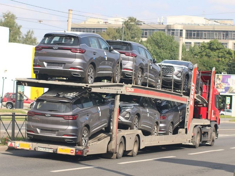 Авторынок в России рухнул в 2023: 15 способов заработать на этом