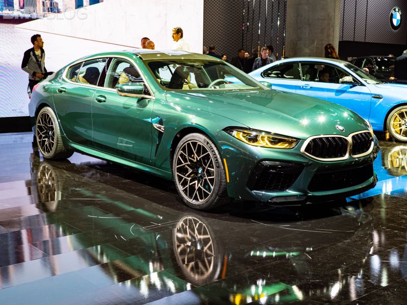 БМВ M8 Gran Coupe: какие цвета лучше всего подойдут для вашего автомобиля