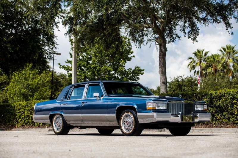 Cadillac Brougham