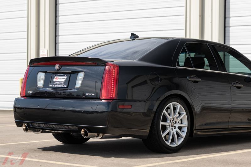 Cadillac STS