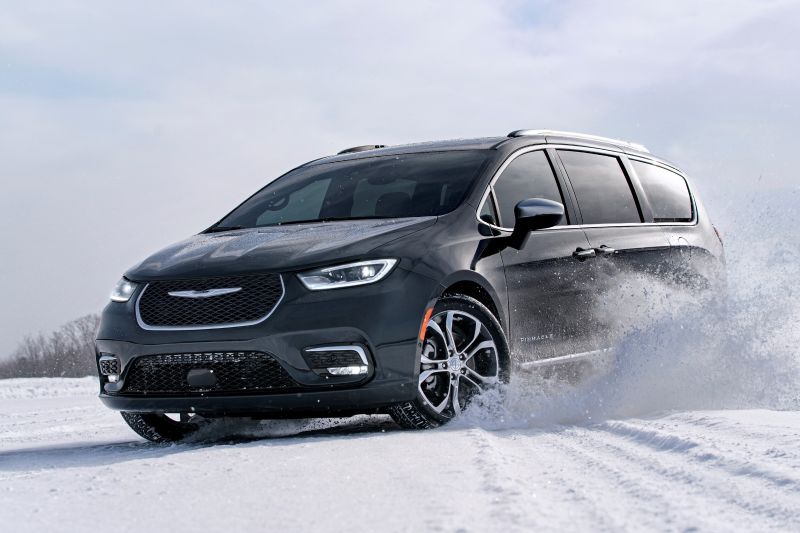 Chrysler Pacifica: обзор минивэна с акцентом на технические ...