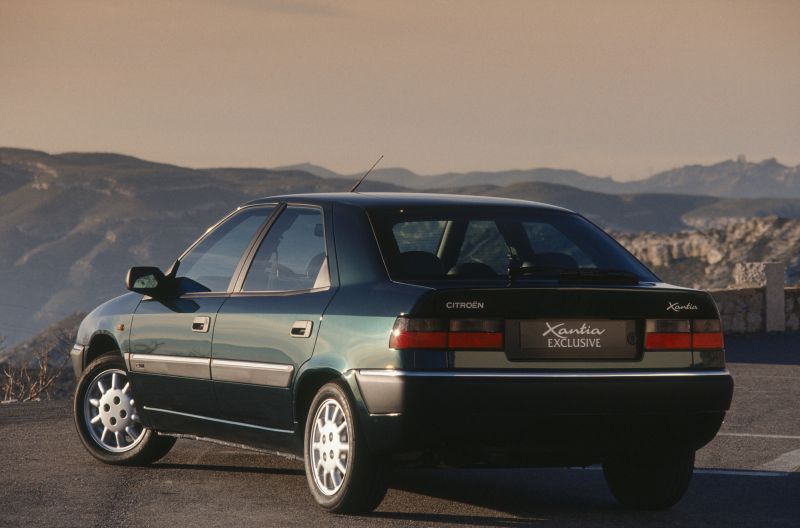 Ситроен ксантия бензин. Citroen Xantia 1996. Citroen Xantia 1993. Citroen Xantia 1997. Citroen Xantia 1.