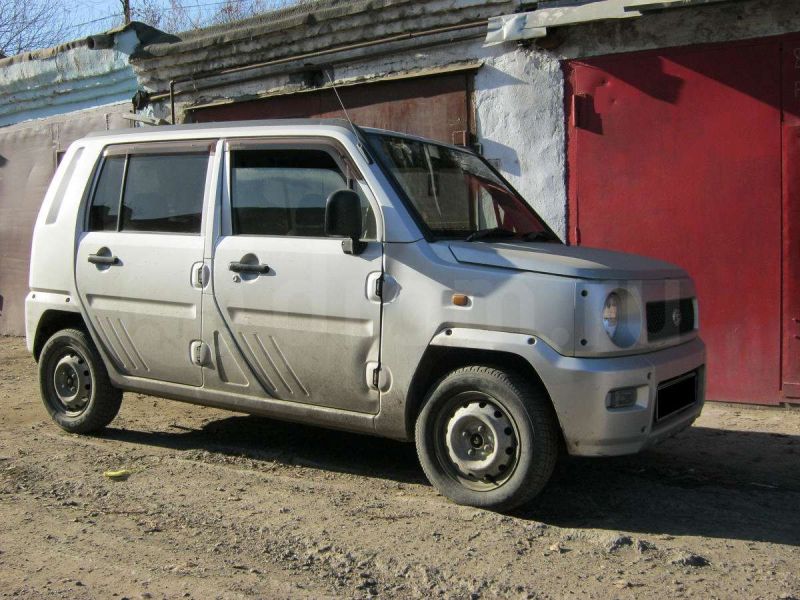 Daihatsu Naked