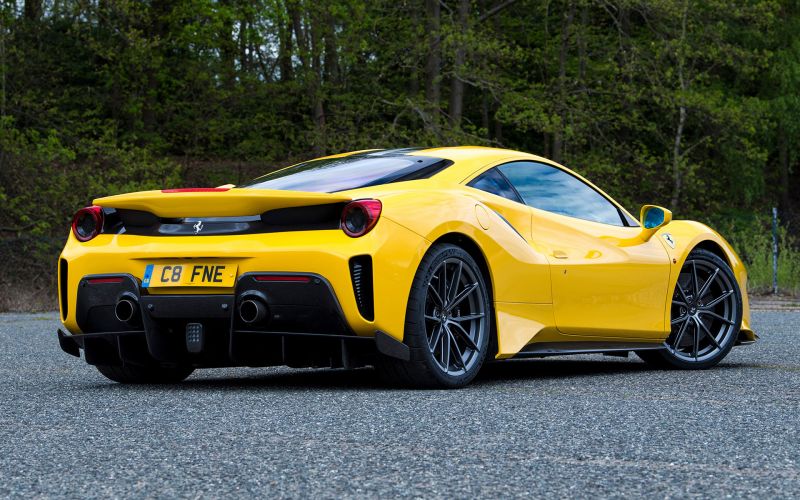 Ferrari 488 Pista