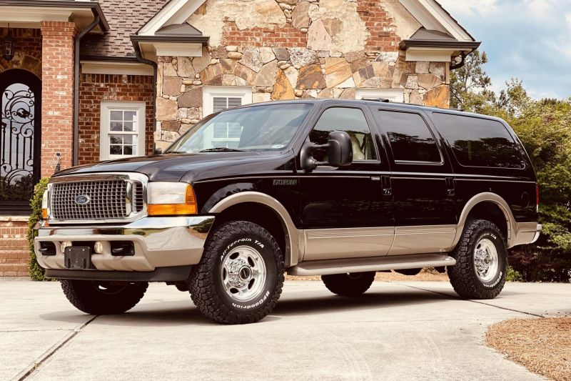 Ford Excursion