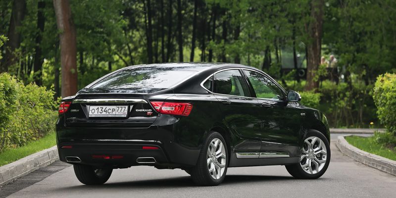 Обзор седана Geely Emgrand GT: технические характеристики, комплектации ...