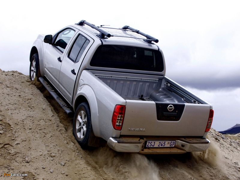 Nissan Navara 2005 Black