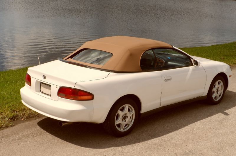 Интересно ли вам узнать о легендарном кабриолете Toyota Soarer: история моделей и версий