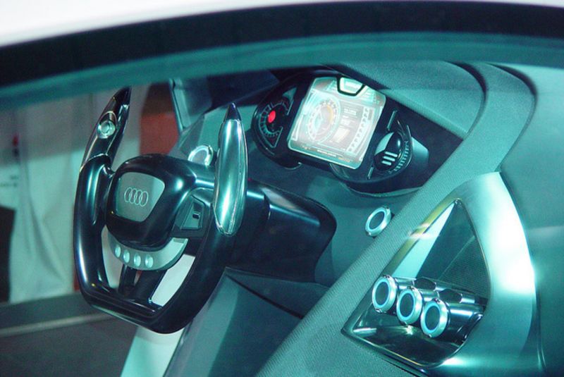 Интересные детали об автомобиле Audi RSQ из фильма «Я, робот»: отличия от других концептов