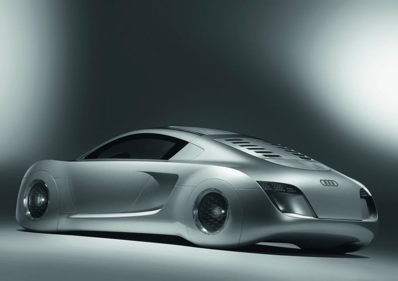 Интересные детали об автомобиле Audi RSQ из фильма «Я, робот»: отличия от других концептов