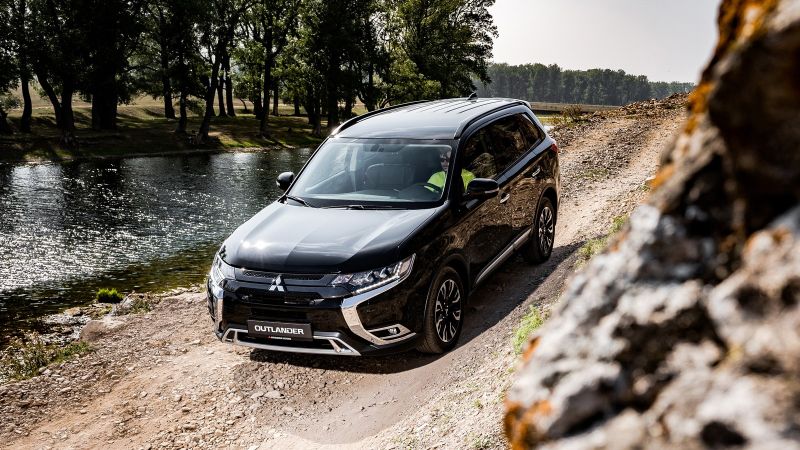 Интересные факты о Mitsubishi Outlander Black Edition: что меняется в черном варианте