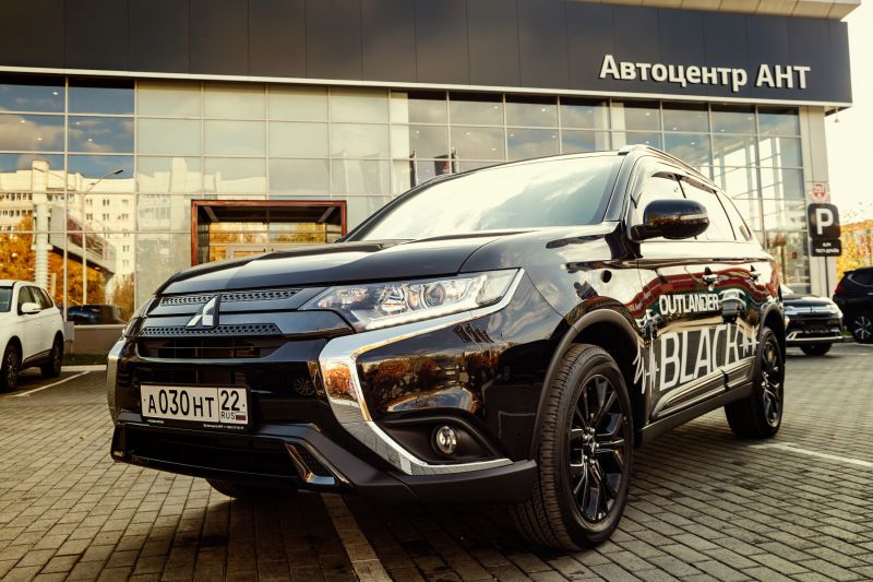 Интересные факты о Mitsubishi Outlander Black Edition: что меняется в черном варианте