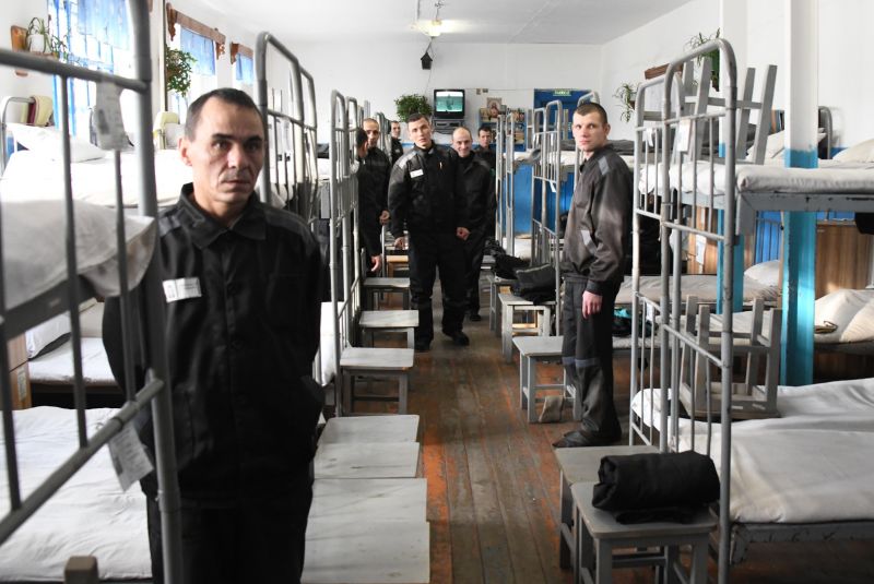 Изготовление поделок зеками в тюрьме: что могут рассказать о жизни за решеткой
