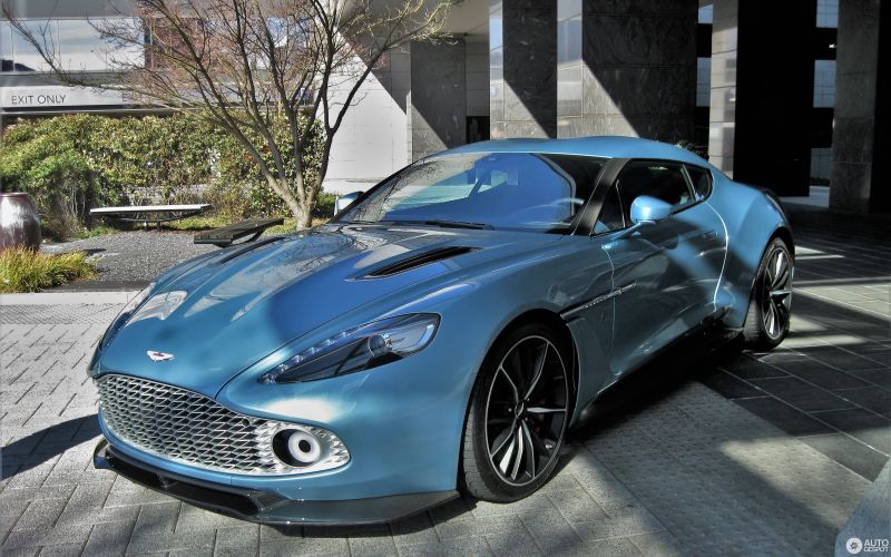 Изысканный Aston Martin Vanquish: как оценить этот шедевр автопрома