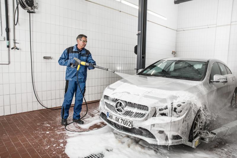 Как эффективно помыть автомобиль в домашних условиях без керхера и профессиональной химии. Способы для блеска кузова