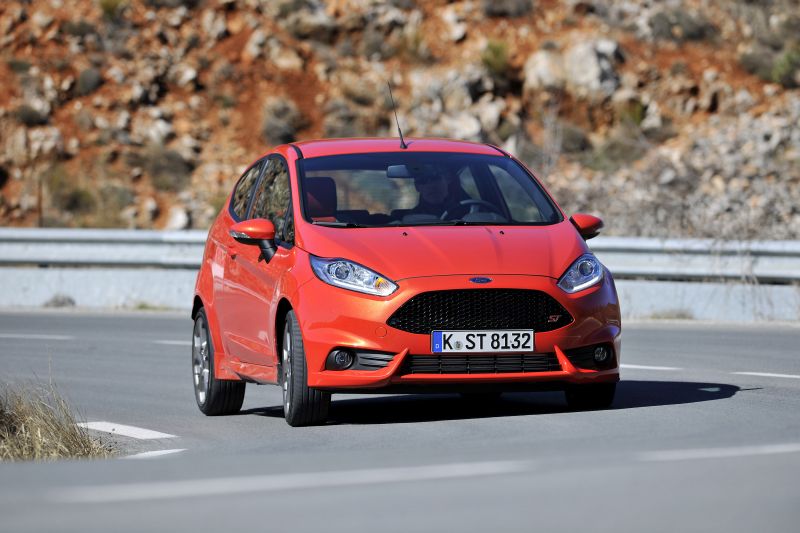 Как Ford Fiesta 2023 сделает вождение еще приятнее: свежие отзывы форд