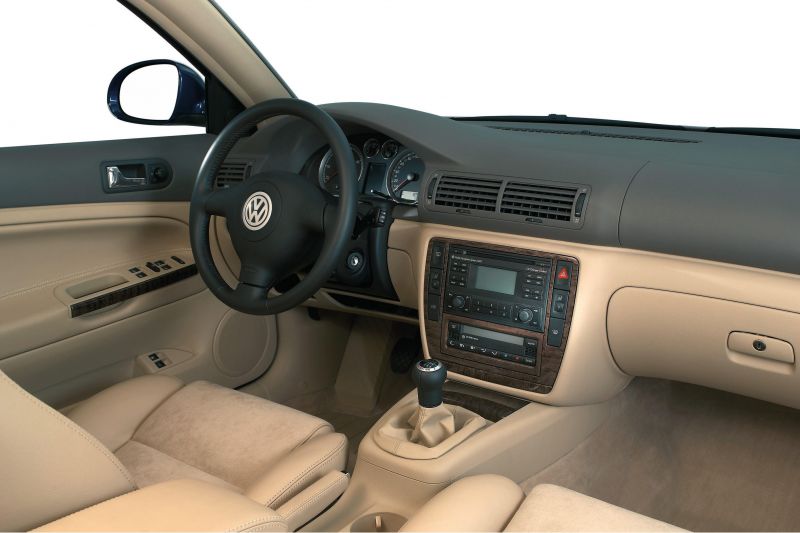 Как обновить салон Passat B5, чтобы почувствовать себя на волне трендов