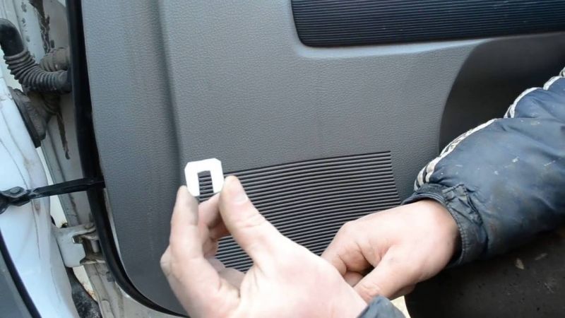 Как отремонтировать провисшую дверь автомобиля: самостоятельная регулировка и ремонт