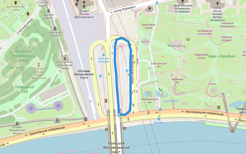 Как отыскать выгодный паркинг рядом с Зарядьем в Москве: секреты экономии