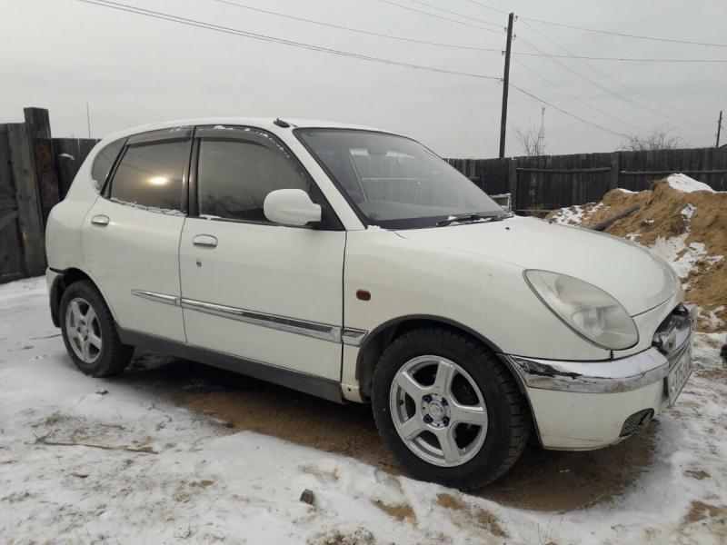 Как полюбить автомобиль Тойота Дуэт 1998: 15 увлекательных советов