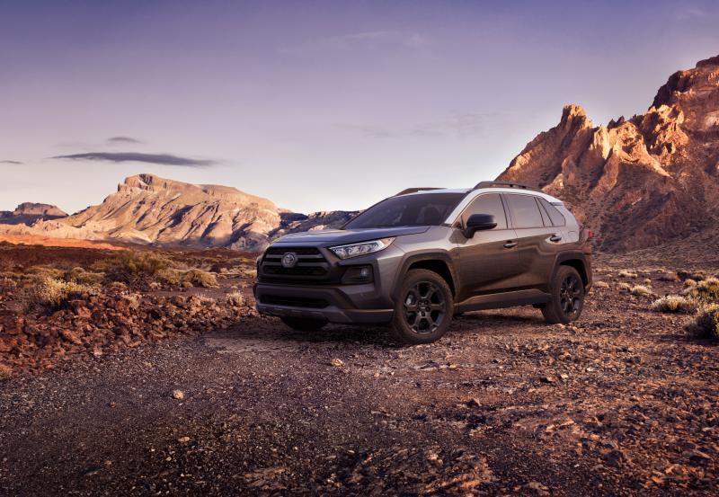 Как полюбить Toyota RAV4 2023: секреты идеального внедорожника, который еще не раскрыт