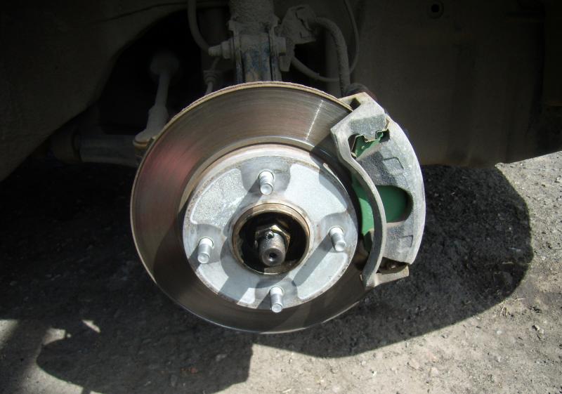 Как правильно выбрать и установить тормозные диски Brembo на Ниссан ...