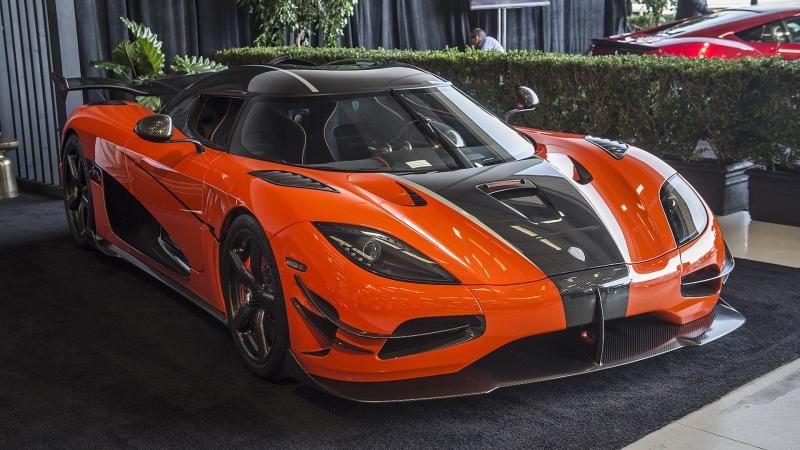 Как прокатиться на Koenigsegg Agera S и узнать все об этом автошедевре