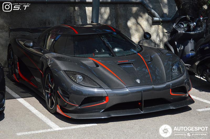 Как прокатиться на Koenigsegg Agera S и узнать все об этом автошедевре
