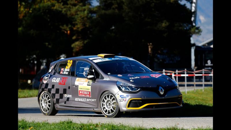 Как Renault Clio RS стала легендарным горячим хэтчбеком — интересные факты и особенности