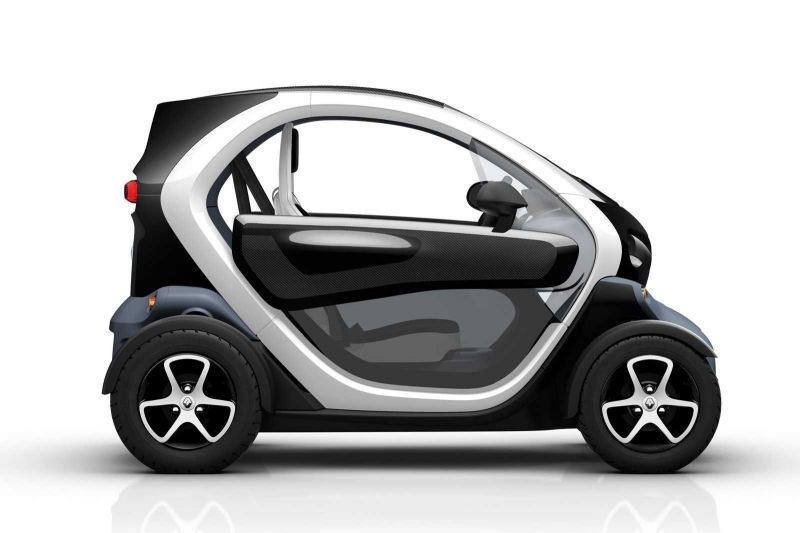 Как Renault Twizy завоевал любовь в 2023 году: Узнайте какой маленький электромобиль всех поразил