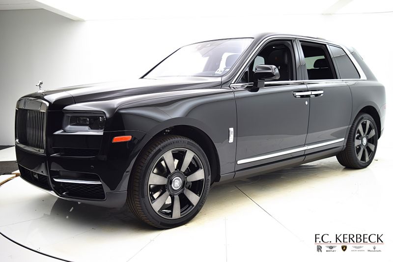 Как Rolls-Royce Cullinan воплощает роскошь и инновации: узнайте основные факты