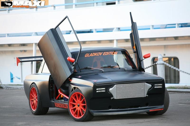 Как сделать автомобиль ВАЗ 2107  ультрасовременным в 2023 году. Уникальные способы апгрейда