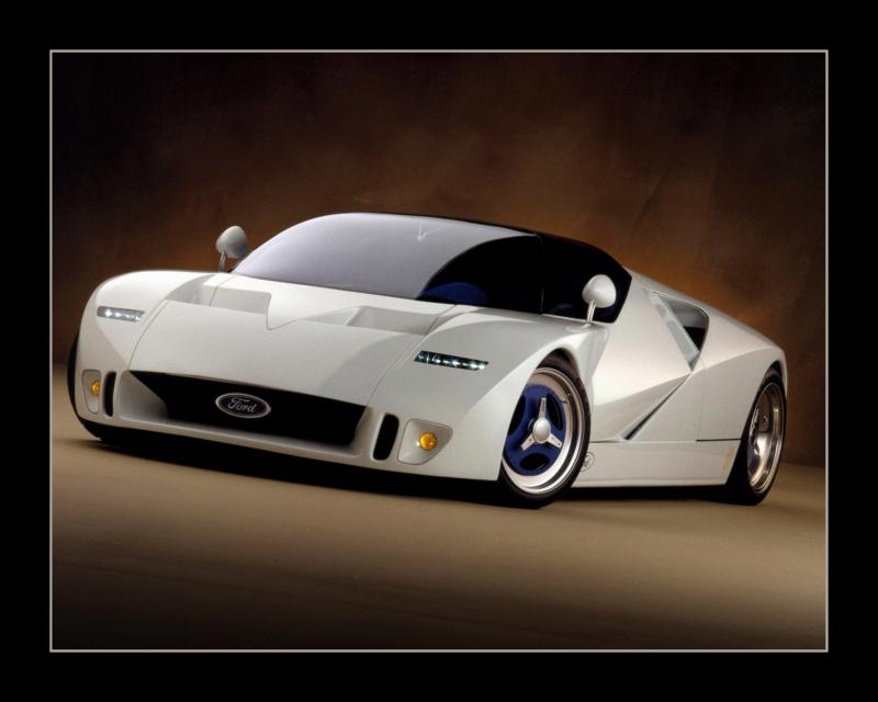 Как сделать Ford GT90 концепт ещё лучше: внутренняя магия гоночного автомобиля