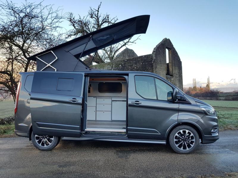 Как сделать Ford Tourneo Custom идеальной машиной для путешествий: увлекательное погружение в мир автомобиля