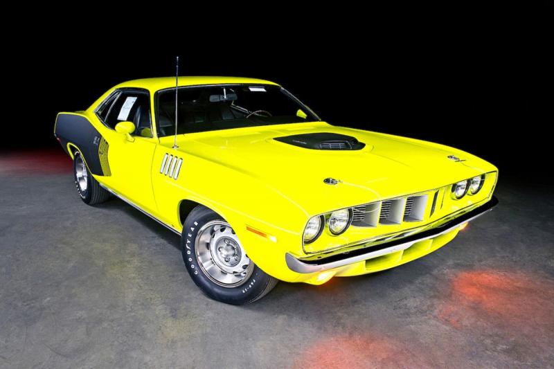 Как сделать Plymouth Hemi Cuda 1970 мечты без лишних затрат. Увлекательно про модификацию кузова