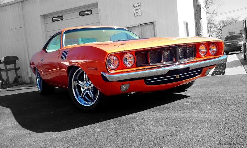Как сделать Plymouth Hemi Cuda 1970 мечты без лишних затрат. Увлекательно про модификацию кузова