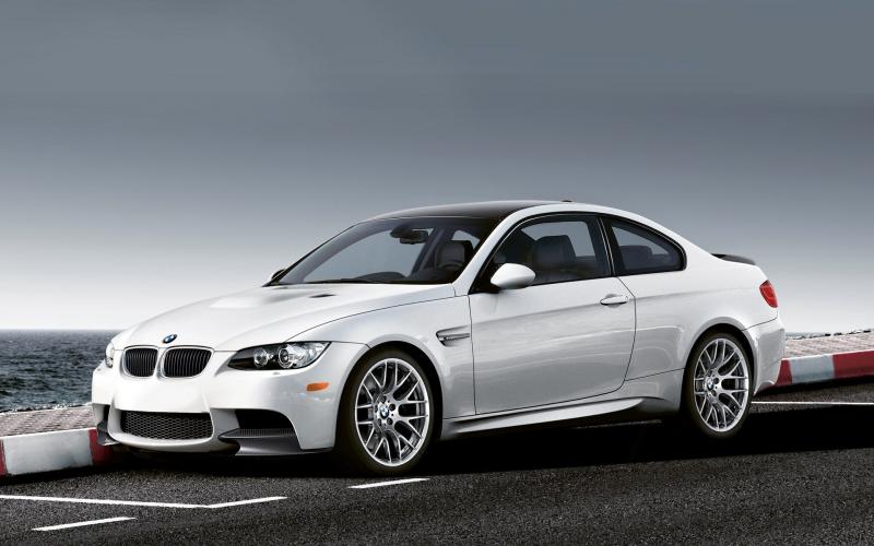 Как сделать правильный выбор модели машины BMW M3 E90:увлекательный опыт с мощным авто