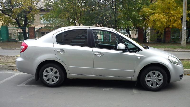 Как сделать правильный выбор Suzuki SX4 седан: полезные отзывы владельцев