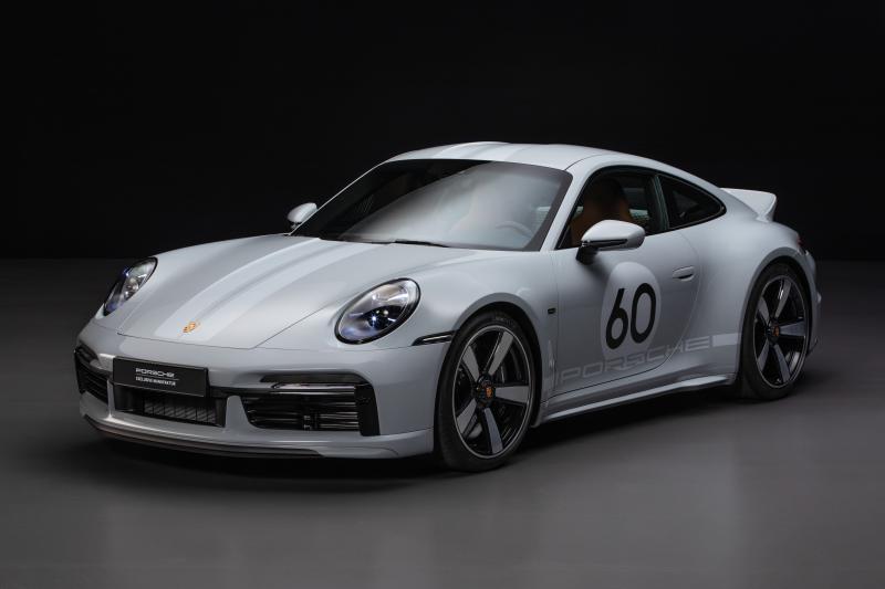 Как сделать ретро-стиль на спорткаре Porsche 911: проверенные советы