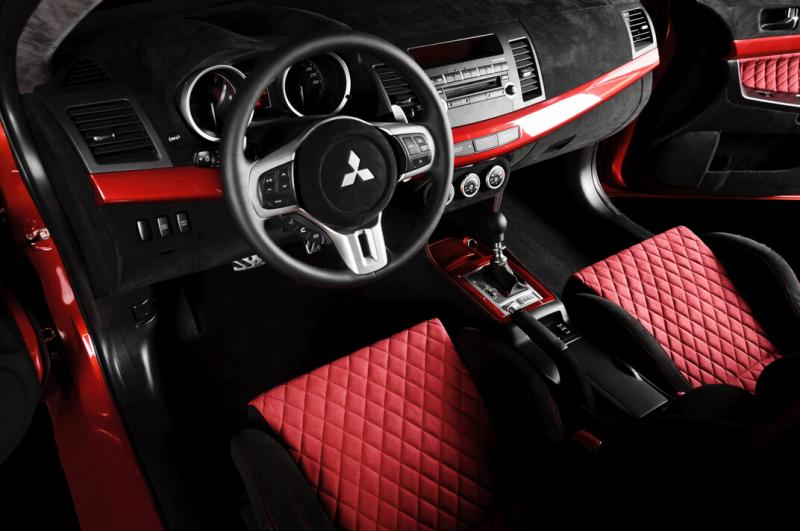 Как сделать салон Mitsubishi Lancer Evolution X идеальным: практические советы для владельцев